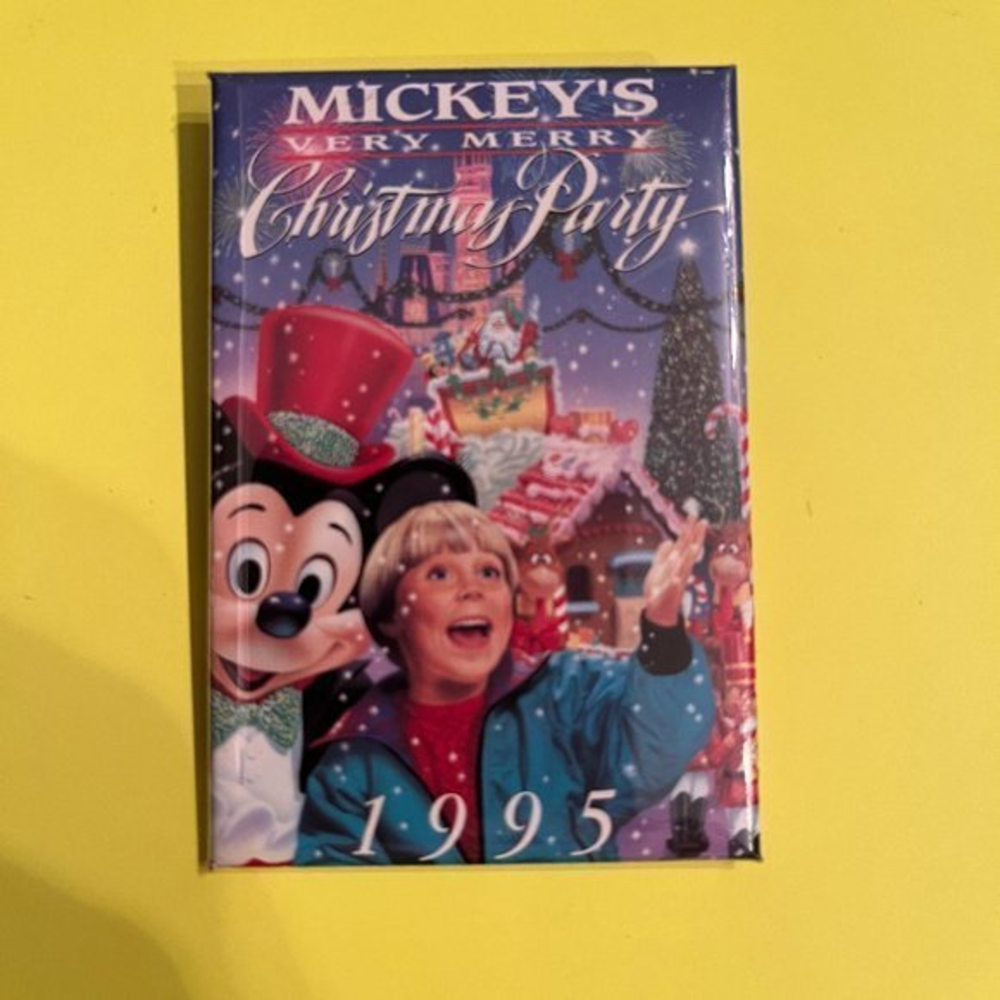 Disney Pin /‎ Mickey’s Merry, Merry Christmas Party 1995 Pin (kt)